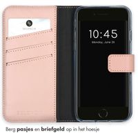 Selencia Echt Leren Bookcase Apple iPhone SE (2022 / 2020) / 8 / 7 / 6(s) - Dusty Pink