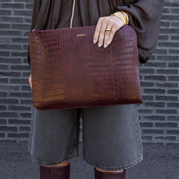 Selencia Croco laptop hoes 14 inch - Laptopsleeve - Burgundy