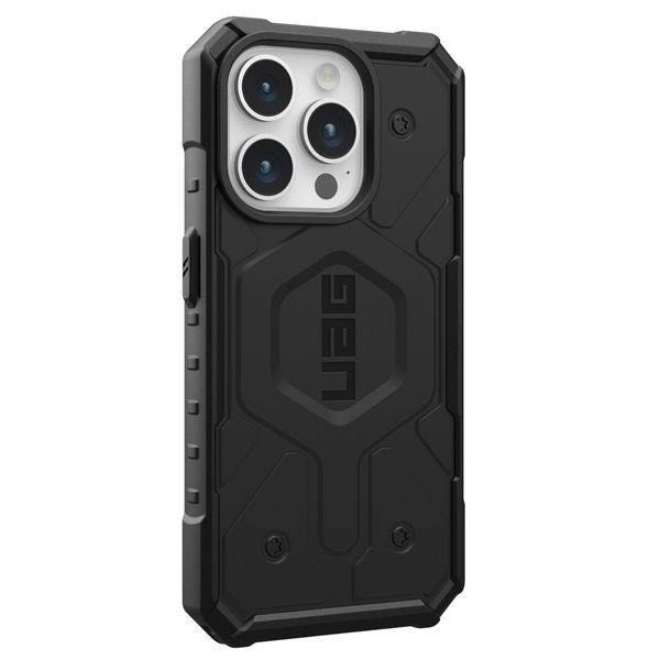 UAG Pathfinder Backcover MagSafe Apple iPhone 15 Pro - Zwart