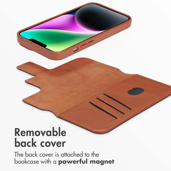 Accezz 2-in-1 Leather Bookcase with MagSafe Apple iPhone 14 - Sienna Brown