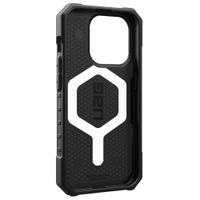 UAG Pathfinder Backcover MagSafe Apple iPhone 15 Pro - Zwart