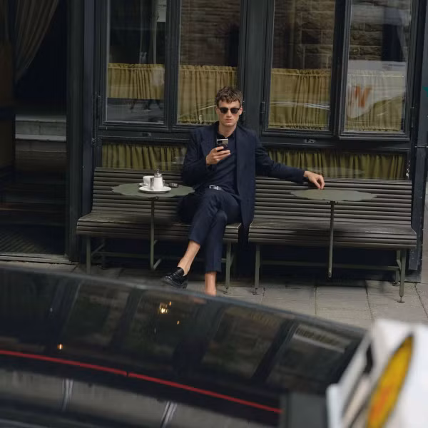 iDeal of Sweden Fashion Backcover Apple iPhone 11 - Golden Twilight Marble