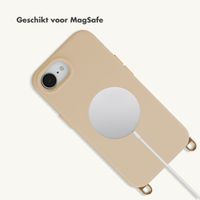 Selencia Rivièra MagSafe Backcover met afneembare haakjes voor de Apple iPhone 17e / 16e - Milky Latte + Lova Polskoord - Mocha Brown