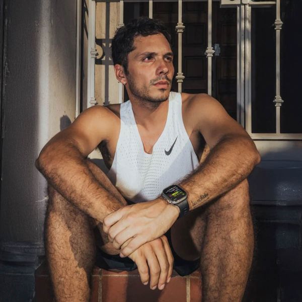 Nomad Tempo siliconen band Apple Watch Series 1 - 9 / SE (38/40/41 mm) | Series 10 / 11 (42 mm) - Black