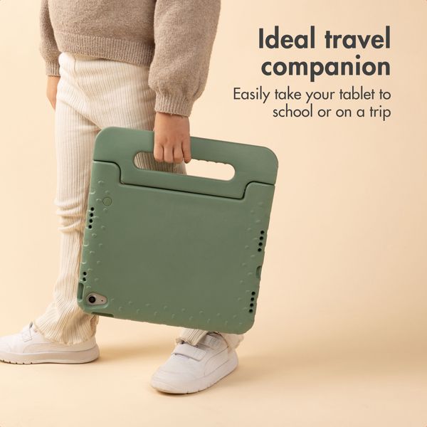 imoshion Kids-Proof Back Cover with Handle Apple iPad 11 (2025) 11 inch A16 / iPad 10 (2022) 10.9 inch - Olive Green