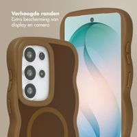 Selencia Wavy Backcover met MagSafe Samsung Galaxy S26 Ultra - Mocha Brown
