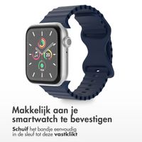 imoshion Athletic siliconenbandje Apple Watch Series 1 t/m 9 / SE (38/40/41 mm) | Series 10 (42 mm) - Donkerblauw