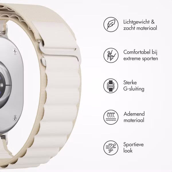 Accezz Nylon Alpine bandje Samsung Galaxy Watch 9 (40/44mm) / Watch 8 (40/44mm) / Classic (46mm) - Sterrenlicht