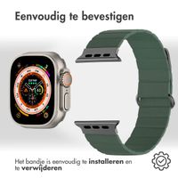 imoshion Magnetisch lederen bandje Apple Watch Series 1-10 / SE / Ultra (2) - 42/44/45/46/49 mm - Groen