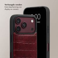Selencia Nova Croco Telefoonhoes met Koord en Pashouder Apple iPhone 18 Pro Max / 17 Pro Max - Burgundy
