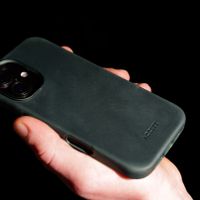 Accezz Vintage Leather Magsafe Backcover Apple iPhone 16 Pro - Smokey Green