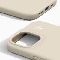 iDeal of Sweden Silicone Case met MagSafe Apple iPhone 17e / 16e / 15 / 14 / 13 - Cloud Dancer