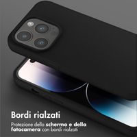 Selencia Siliconen hoesje met afneembaar koord Apple iPhone 14 Pro - Zwart